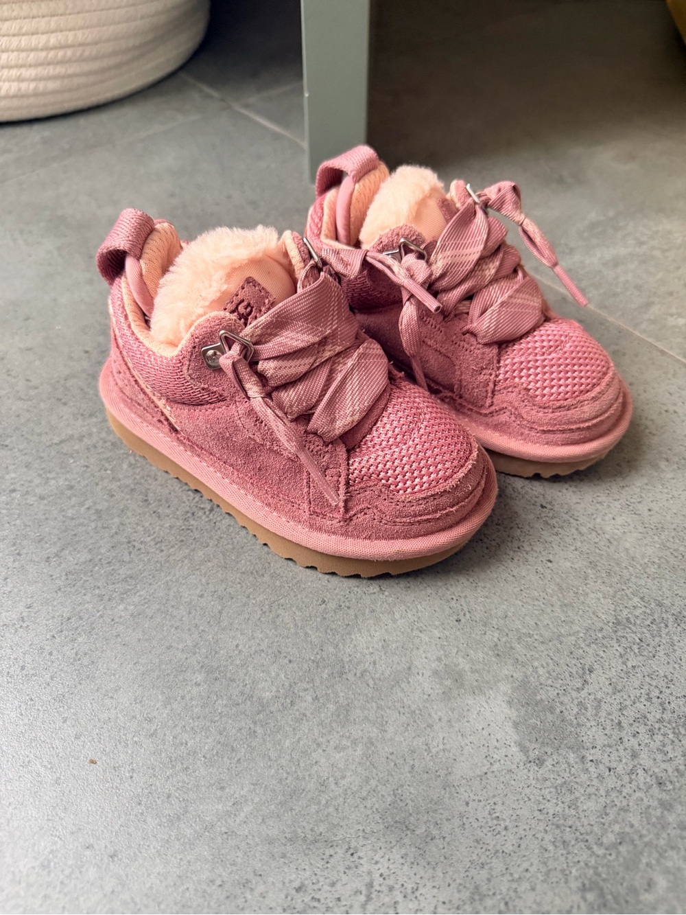 UGG Kids Pink Suede Fleece-Lined Boots